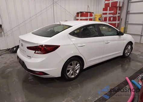 2019 Hyundai Elantra Sel z USA, uszkodzony, nr VIN 5NPD84LF4KH453495
